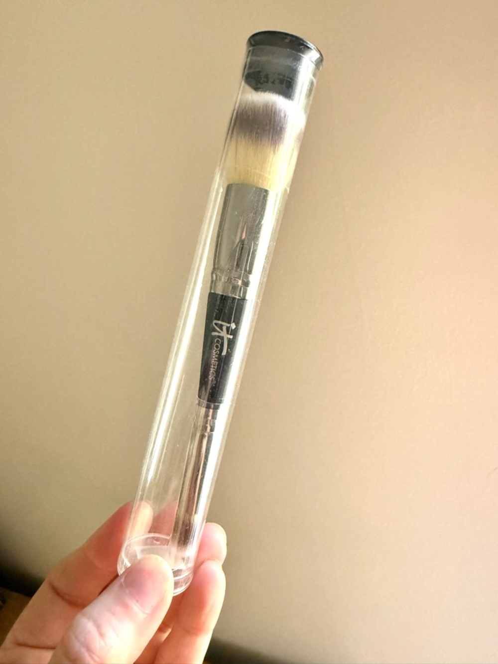 it cosmetics Brush’s and Makeup - Picture 2 of 15